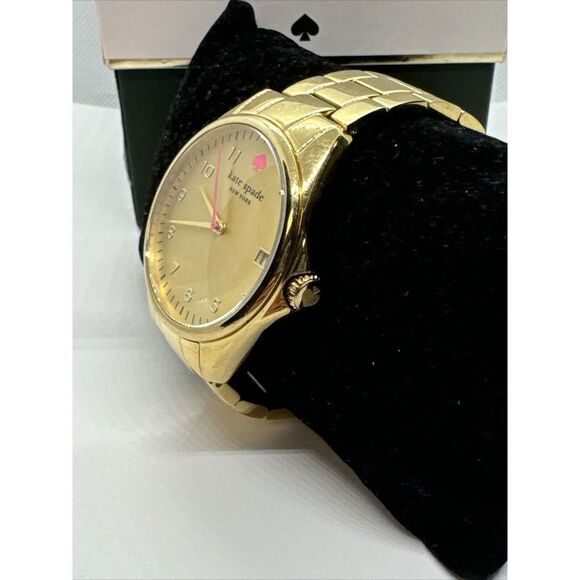 Kate Spade Seaport Grand 0030 Women\'s Gold Analog Dial Quartz Wrist Watch JNA143 main image 9